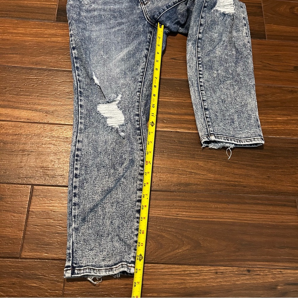 Judy Blue Acid Wash Boyfriend Fit Jeans 11/30 Distressed Medium Wash - Picture 3 of 9